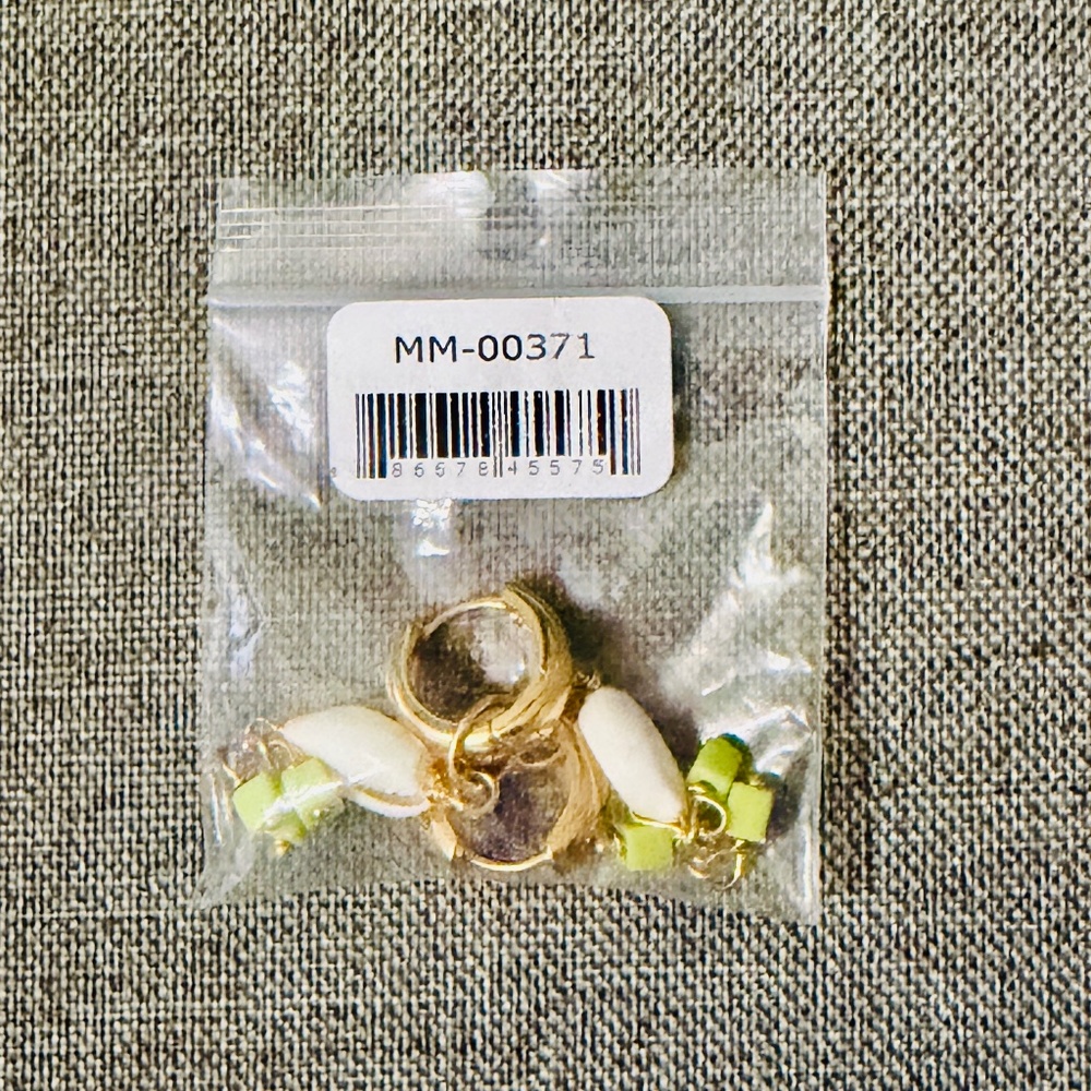 Mayamar 24K Gold Charm Drop Earrings - Cowrie Shell & Beads | Boho Luxe‎ - Picture 4 of 4